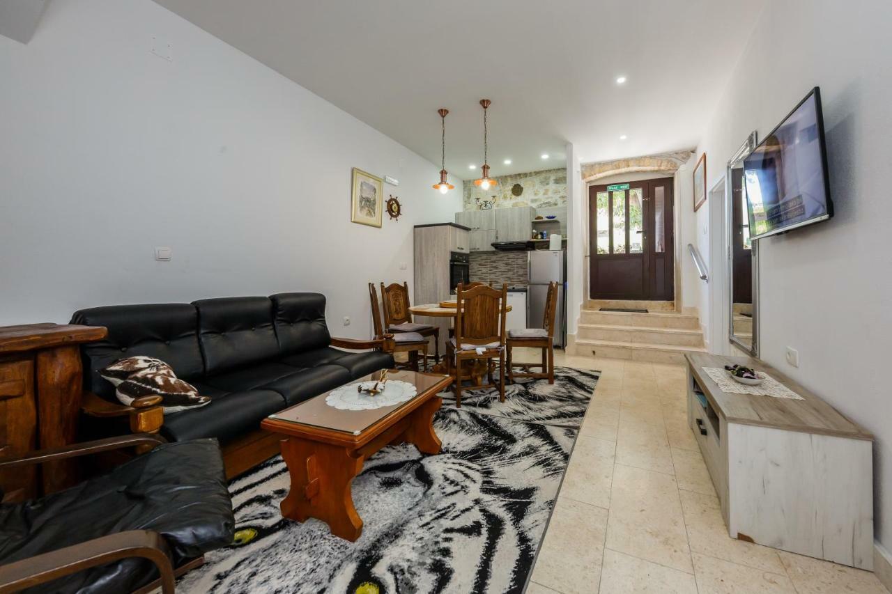 Apartman Lavanda Kaštela المظهر الخارجي الصورة